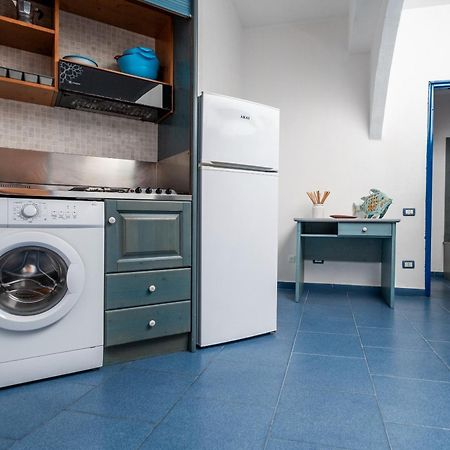 Oasi Azzurra Aparthotel Messina Bagian luar foto