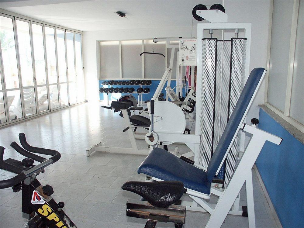 Oasi Azzurra Aparthotel Messina Bagian luar foto