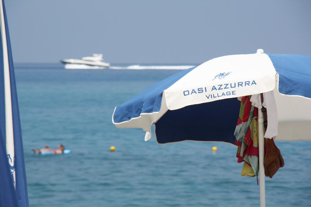 Oasi Azzurra Aparthotel Messina Bagian luar foto